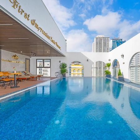 Golden Lotus Hotel Da Nang - Rooftop Bar Sea View Exterior photo